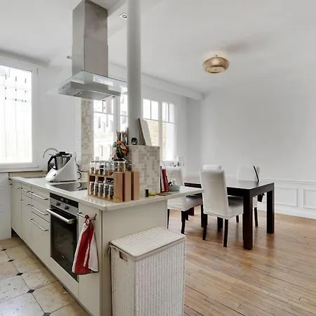 Bel 96m2 16eme Apartment *